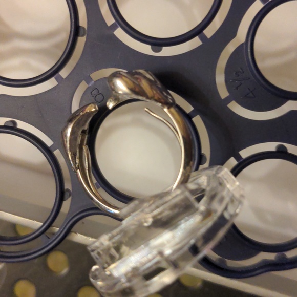 Avon Signed Heart Shaped Adjustable Women's Ring Size 8 / 8 1/2 - Picture 12 of 12